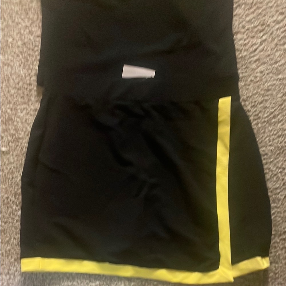 New York & Company Black and Yellow Mini Skirt Set Night Out - Picture 5 of 5